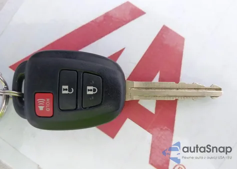 2017 Toyota Rav4 Xle z USA, uszkodzony, nr VIN 2T3RFREV3HW691059